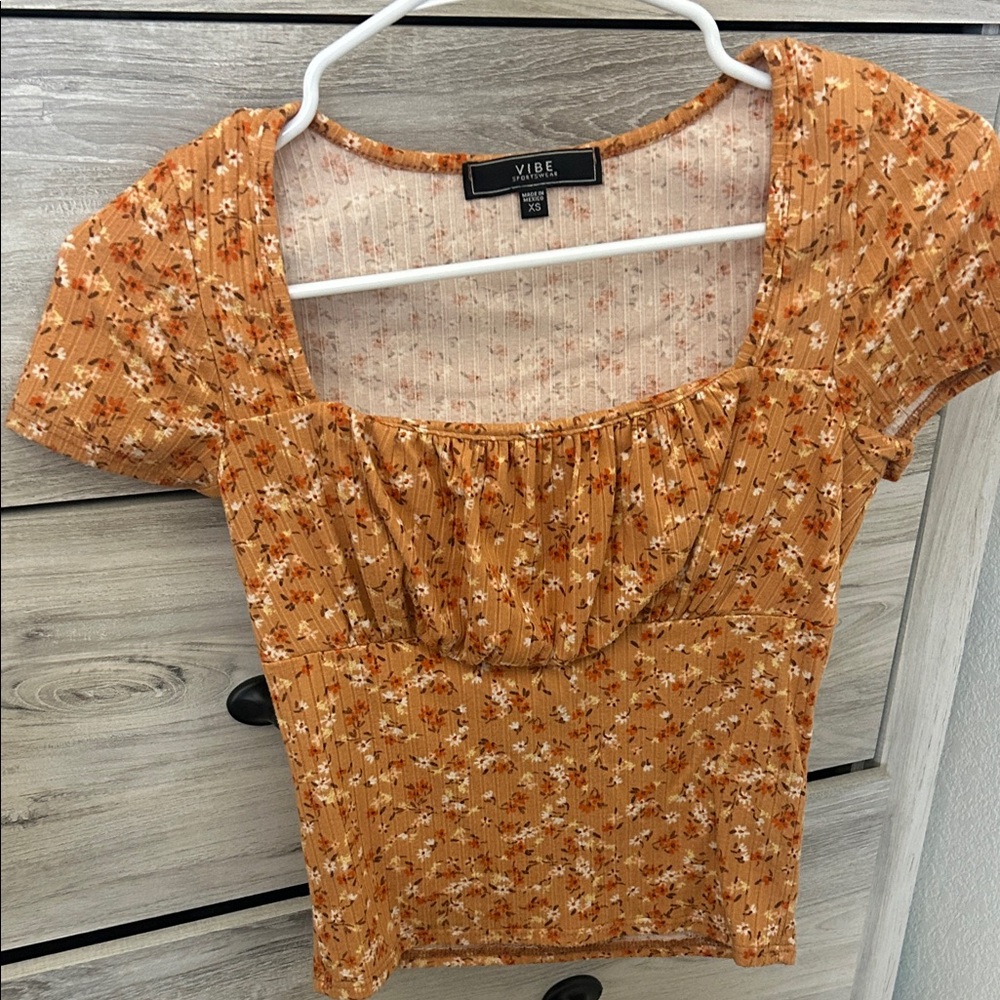 Vibe Rust Floral Blouse